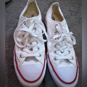 Brand new Converse chuck taylor all star low top womens size 8